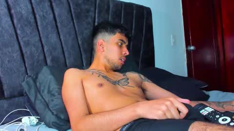 Snapshot of jei_cox chatting on November 11, 2:39 pm jei online show from November 11, 2:39 pm