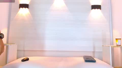 jeic 18 online show from October 9, 12:36 pm