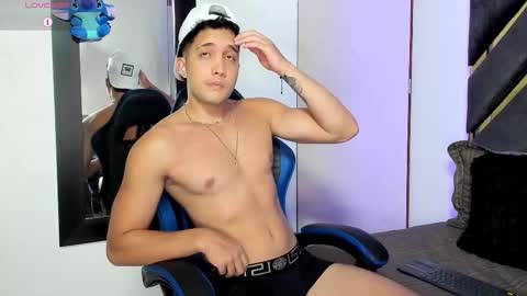 JEICOB STONE online show from February 2, 6:12 am