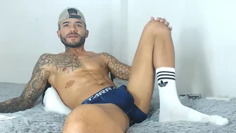 jeilertthh online show from February 25, 9:31 am