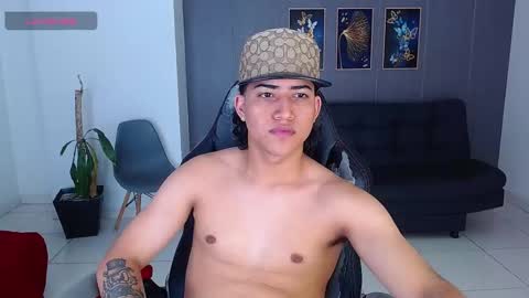 Snapshot of jeipyhot21_ chatting on November 11, 11:27 pm jeipyhot21_ online show from November 11, 11:27 pm