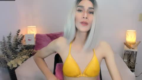 Lexie online show from October 18, 5:46 pm