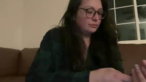 Jelli online show from December 13, 6:31 am