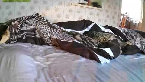 jellykulli online show from February 28, 8:37 am