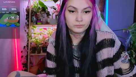 Jelya online show from April 20, 10:00 pm