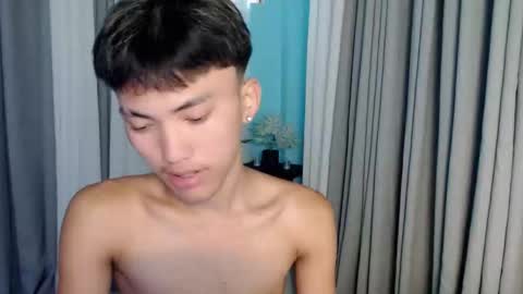 jemart_urnaughtboy online show from April 22, 9:55 am