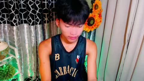 jemart_urnaughtboy online show from June 22, 12:02 pm