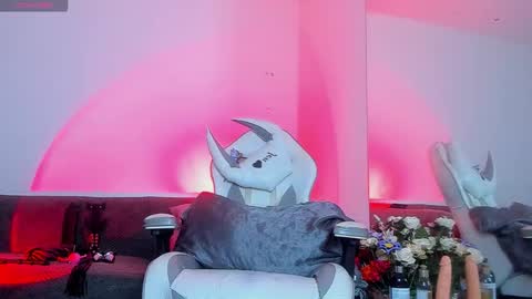 Snapshot of jen_ziur chatting on October 25, 7:49 am jen online show from October 25, 7:49 am