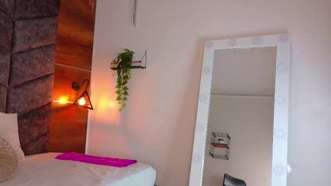 Jena  online show from November 21, 2:10 am