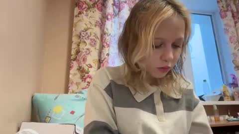 Jessica online show from March 19, 8:07 am