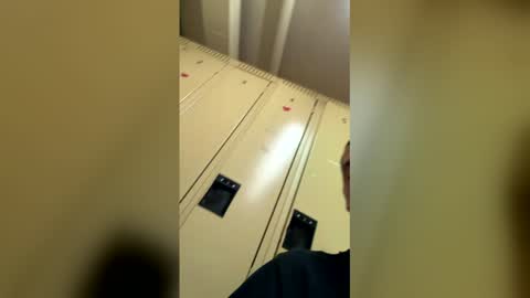 jenandgon online show from February 24, 7:28 am