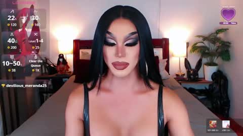 Queen Jenifer online show from April 23, 10:03 am