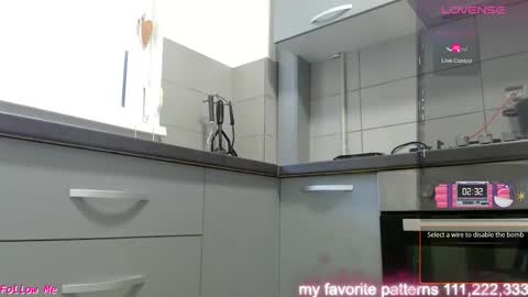 Snapshot of jeniffer1313 chatting on November 19, 7:19 am jen online show from November 19, 7:19 am