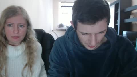 JenisAndPeter online show from March 5, 12:00 pm