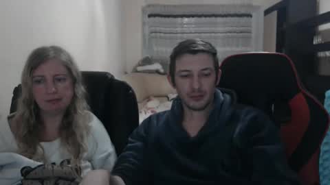 JenisAndPeter online show from March 8, 7:20 pm