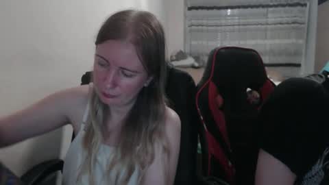 JenisAndPeter online show from September 11, 7:14 pm