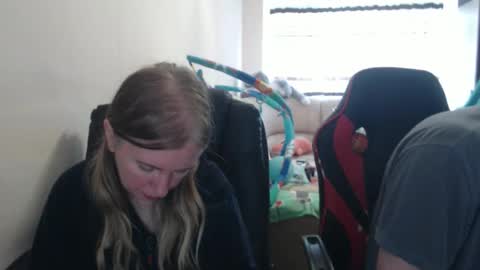 JenisAndPeter online show from September 20, 7:42 am