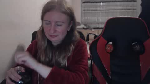 JenisAndPeter online show from November 12, 6:30 pm