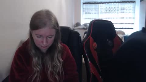 JenisAndPeter online show from November 16, 8:09 am