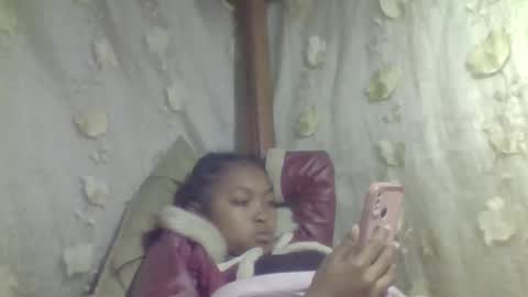 Snapshot of jenisca123 chatting on October 12, 6:18 pm jenisca123 online show from October 12, 6:18 pm