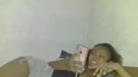 Snapshot of jenisca123 chatting on February 12, 5:19 pm jenisca123 online show from February 12, 5:19 pm