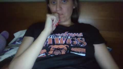 Snapshot of jenlovestotease chatting on July 23, 9:02 pm love me for who i am...I have a pussy so i make the rules... online show from July 23, 9:02 pm