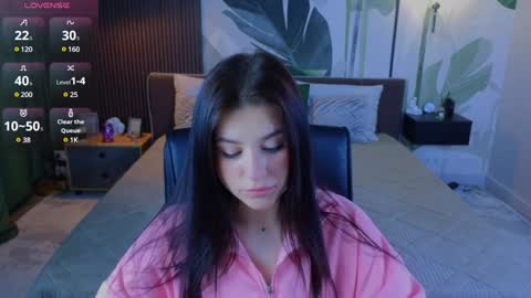 Snapshot of jenna_adams_ chatting on February 8, 1:00 am jenna_adams_ online show from February 8, 1:00 am