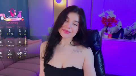 Snapshot of jenna_adams_ chatting on November 12, 2:23 am jenna_adams_ online show from November 12, 2:23 am