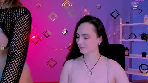 jenna_elayne online show from March 30, 1:45 pm