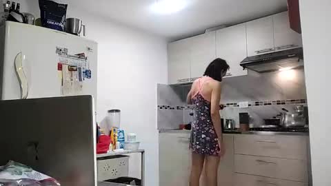 Snapshot of jenna_grey24 chatting on October 30, 1:29 am Isabella online show from October 30, 1:29 am