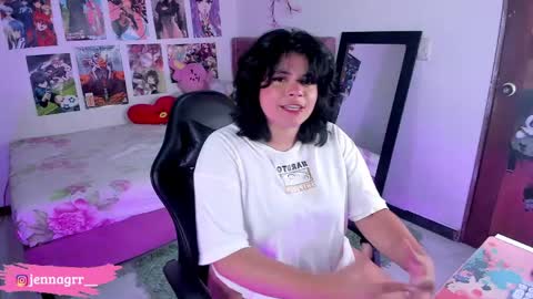 Snapshot of jenna_greyy_ chatting on May 4, 7:21 pm Jenna Grey online show from May 4, 7:21 pm