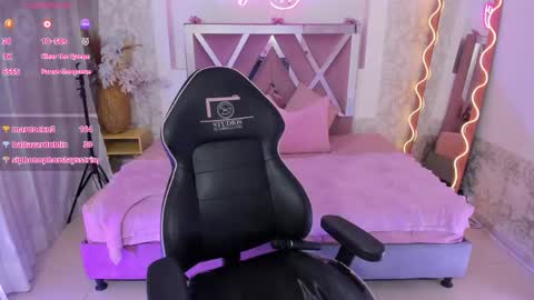 jenna_tay1 online show from April 21, 1:42 am