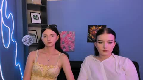Snapshot of jennakissu chatting on May 21, 10:55 am Jenna online show from May 21, 10:55 am