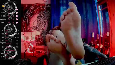 Snapshot of jennalovvee chatting on February 21, 5:02 am Mrs. Jenna online show from February 21, 5:02 am