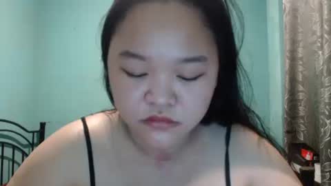 jennalyn_19 online show from March 5, 9:04 pm