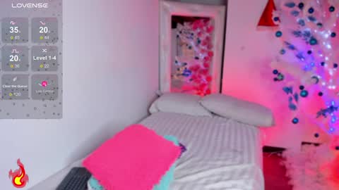 follow me in me  IG jenndy971 online show from December 11, 6:14 am