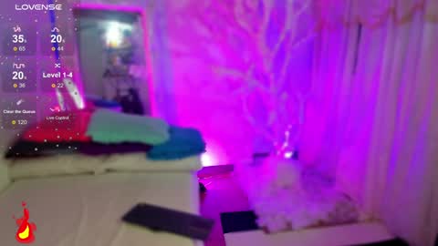 follow me in me  IG jenndy971 online show from January 11, 3:13 am