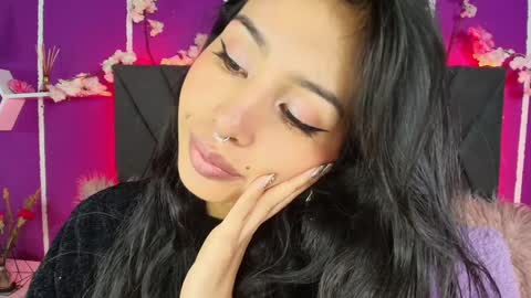 Jenner online show from December 5, 3:59 am