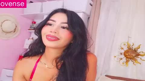 Snapshot of jenner_mills chatting on July 1, 7:46 pm Jenner online show from July 1, 7:46 pm