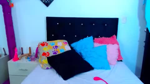 jenn online show from November 5, 7:41 am