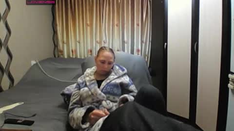 JenniDeep online show from May 27, 6:49 pm