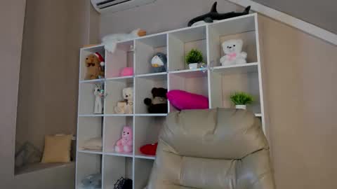 Jennie online show from March 7, 1:13 am