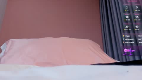 Snapshot of jennie_cutie chatting on February 18, 12:59 am jennie_cutie online show from February 18, 12:59 am
