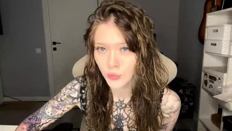 Michelle online show from June 10, 9:19 am