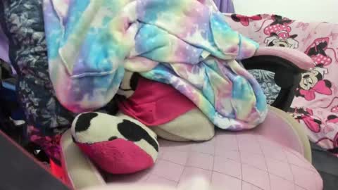 Snapshot of jennifer_bodyy0404 chatting on July 3, 11:44 pm jennifer_bodyy0404 online show from July 3, 11:44 pm