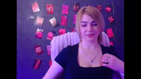 Jennifer online show from March 18, 12:41 pm