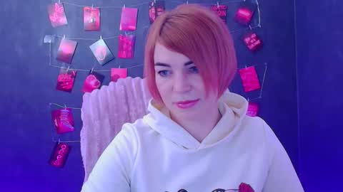 Jennifer online show from March 29, 11:32 am