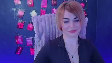 Jennifer online show from April 10, 6:56 pm