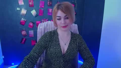 Jennifer online show from April 22, 11:56 am