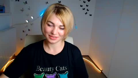 Jennifer online show from August 6, 12:07 pm
